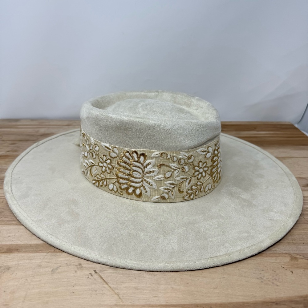 Hats N' Roses Boater Sausalito Ivory Embroidered One Size